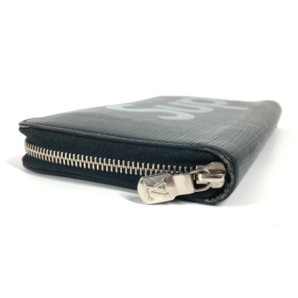 LOUIS VUITTON Black Leather Wallet - Picture 4 of 16
